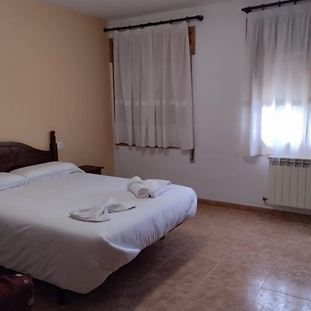 Hostal Estopinan Estopinan del Castillo Ngoại thất bức ảnh